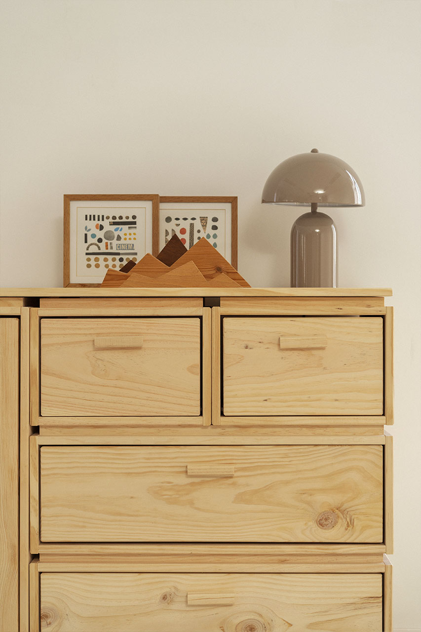 Imagen de ambiente 7 para:Armario aparador con patas y cajones en madera maciza